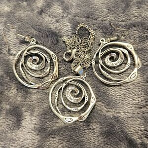 Set of gratitude necklace and earrings. - NEW   Reversible